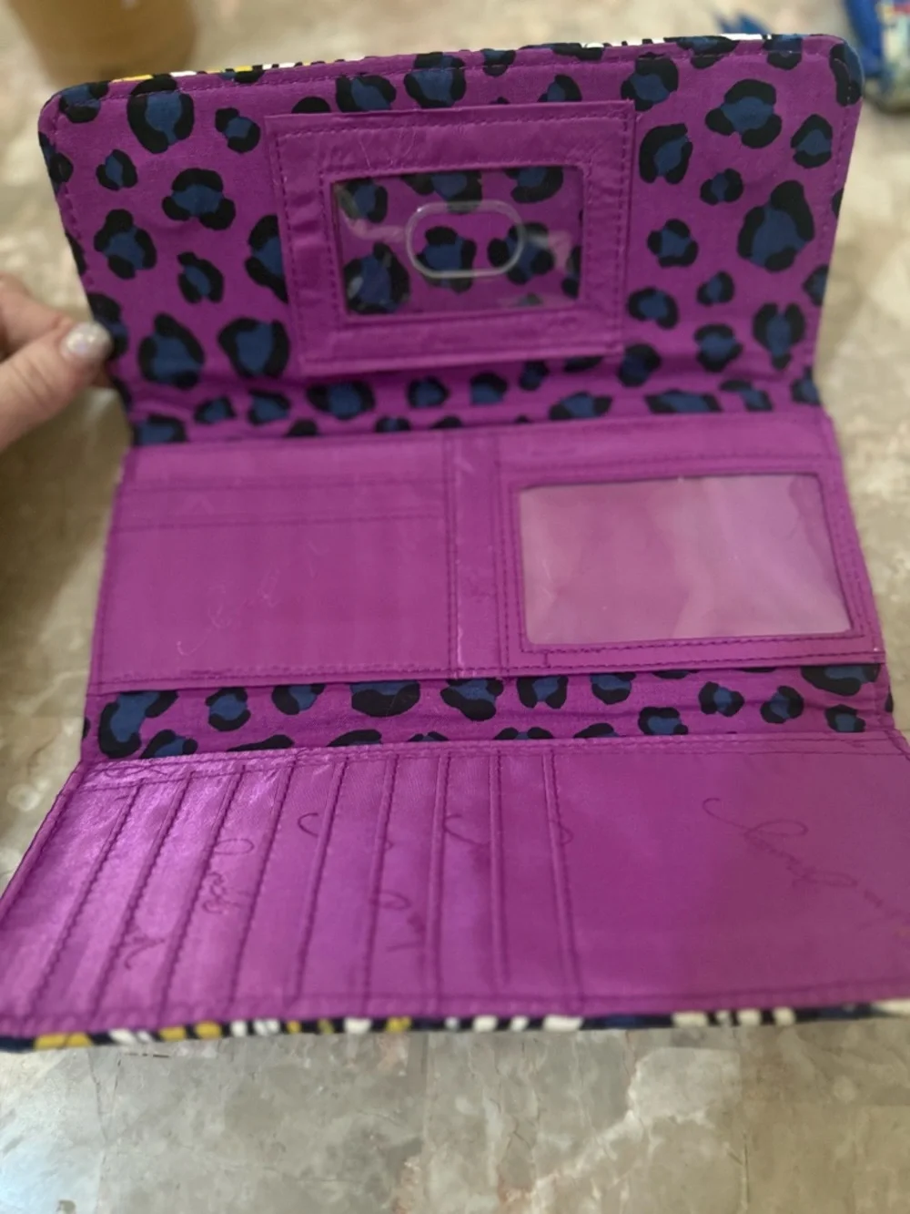 VERA BRADLEY Trifold Organizer Wallet - African Violet - Exact One - NWOT - Picture 4 of 5
